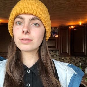 Meet your Posher, Julia